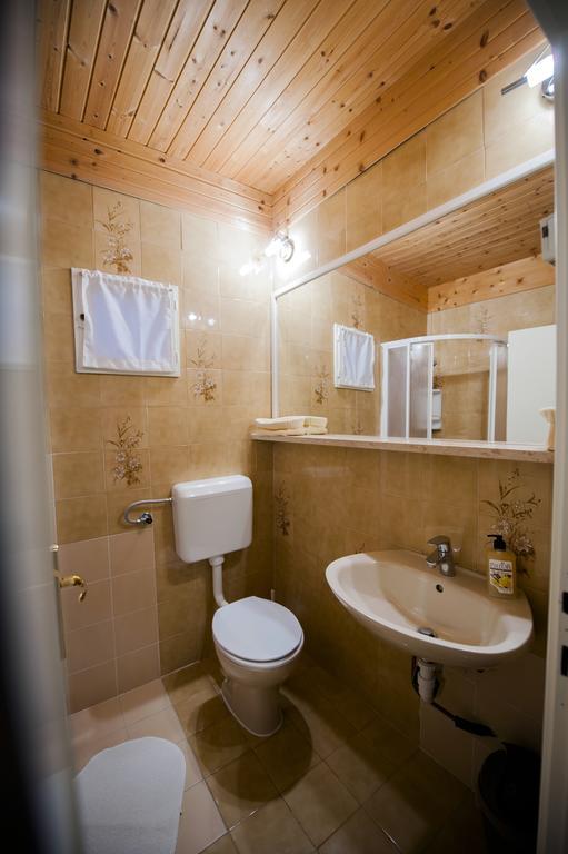Apartment Al Porto Ровинь Экстерьер фото