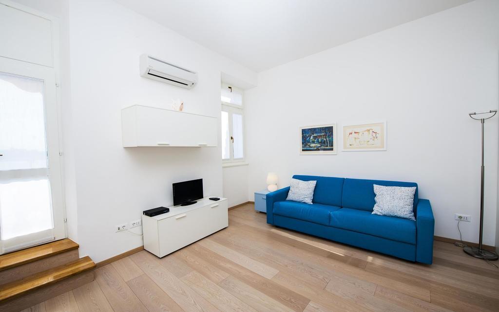 Apartment Al Porto Ровинь Экстерьер фото
